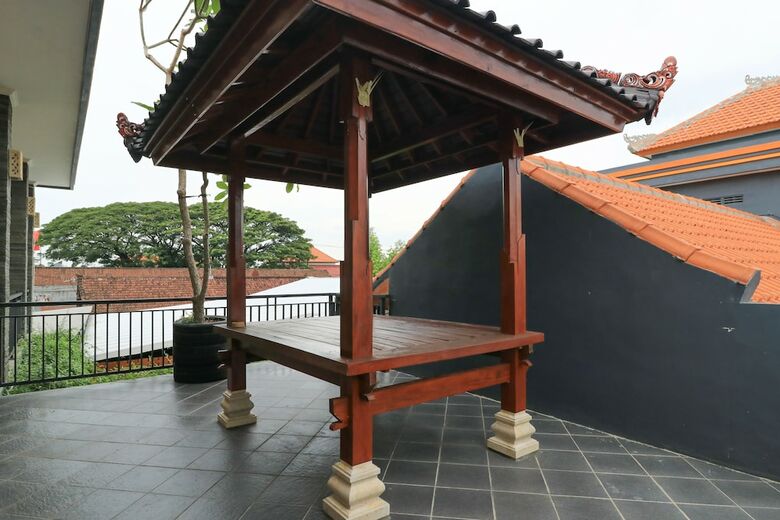 Hotel Kubu Alvian