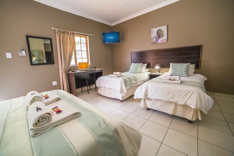 Hotel Beryl1 Guest House