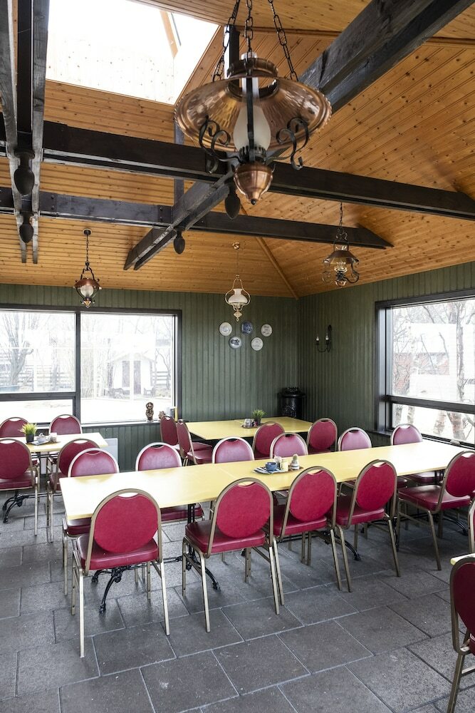 Sm�rat�n Farm Eco Lodges