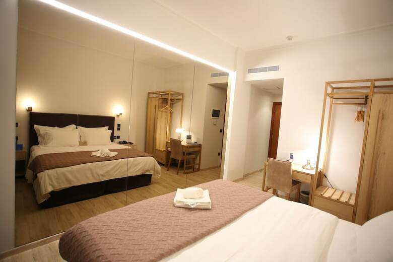 Hotel Anastazia Luxury Suites & Rooms