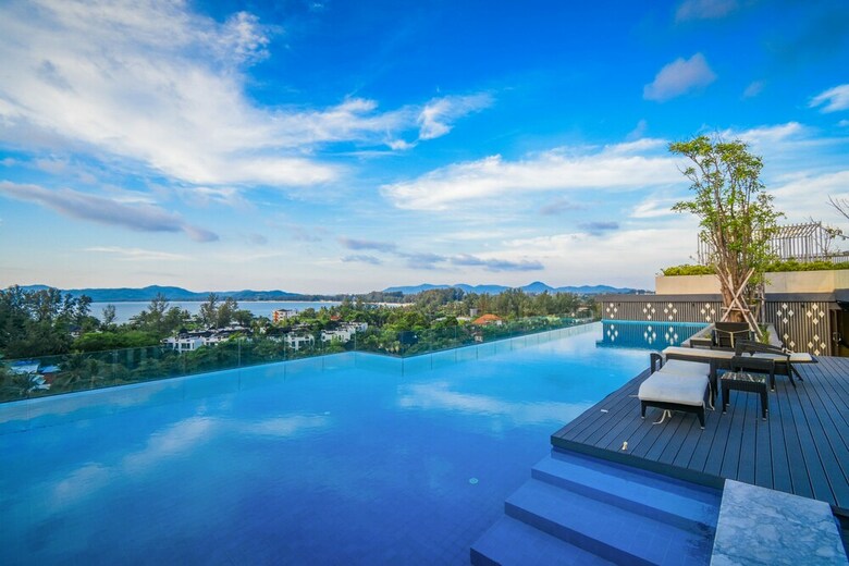 Hotel The Aristo Beach Resort ( Surin )