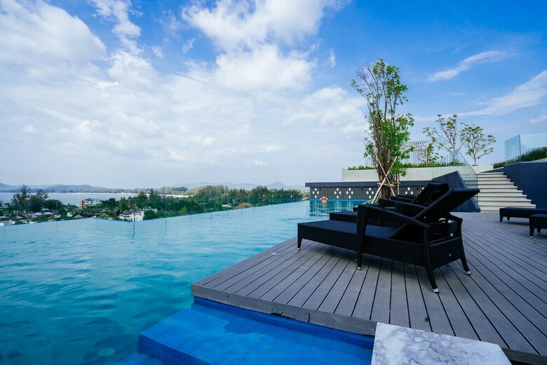 Hotel The Aristo Beach Resort ( Surin )