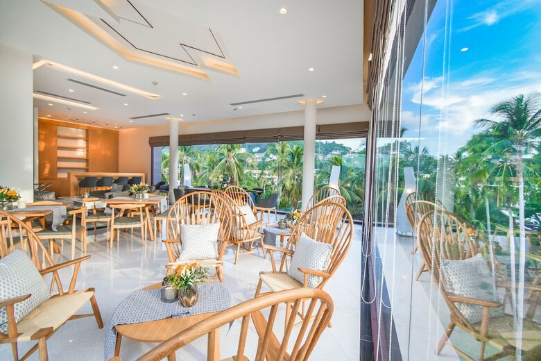 Hotel The Aristo Beach Resort ( Surin )