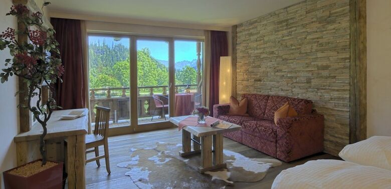 Hotel Feuriger Tatzlwurm