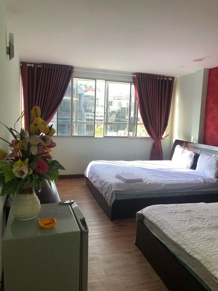 Oyo 627 Long Son Hotel