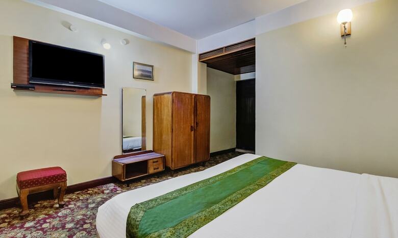 Treebo Trend Dekeling Hotel