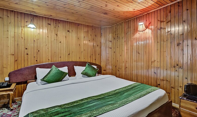 Treebo Trend Dekeling Hotel