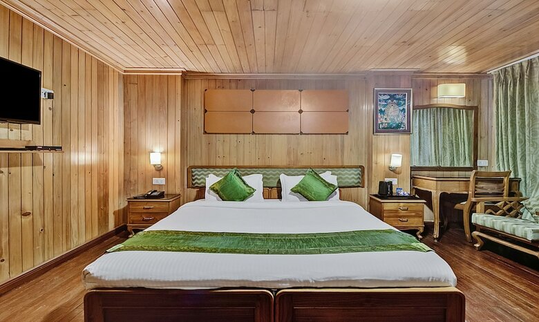 Treebo Trend Dekeling Hotel
