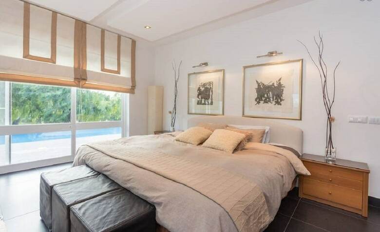 The Lake Villa Mountains & Sea View
