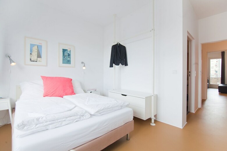Apartments Elpilar Wedding