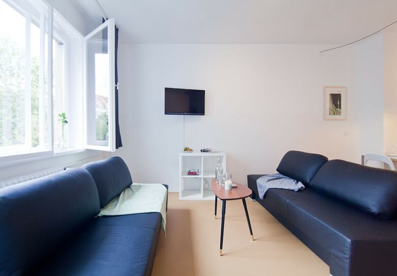 Apartments Elpilar Wedding