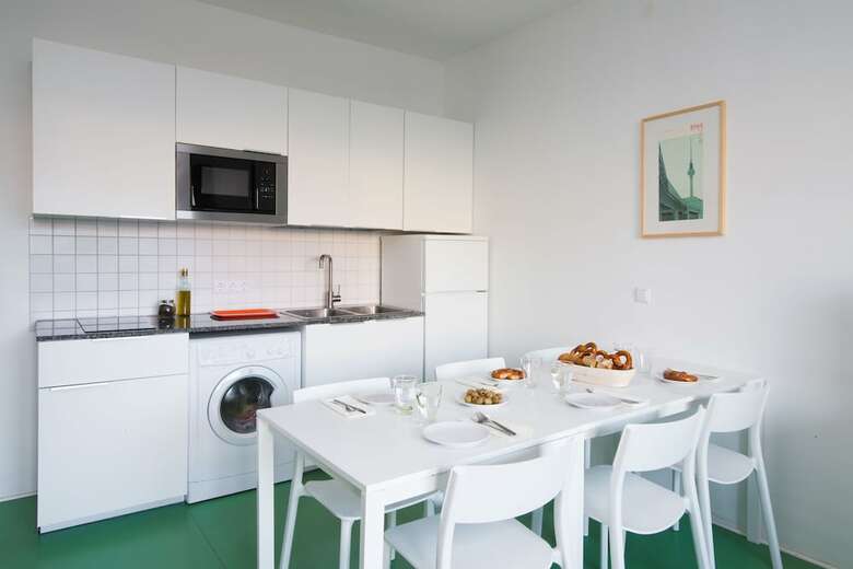 Apartments Elpilar Wedding