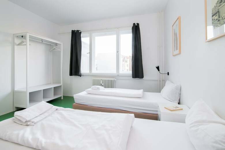 Apartments Elpilar Wedding