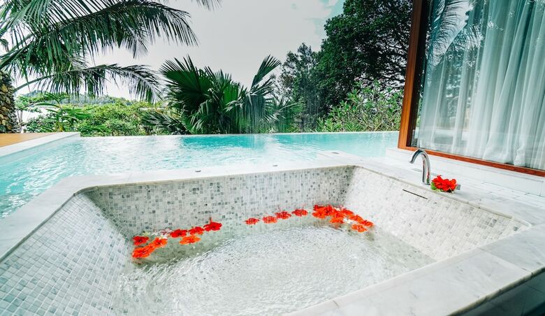 Hotel Sea View Koh Chang Pool Villas