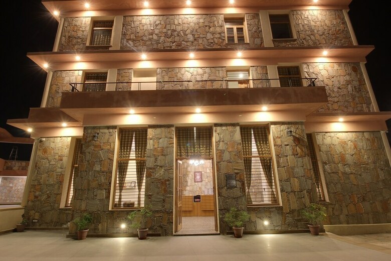 Hotel Palm Valley Svasti Resort