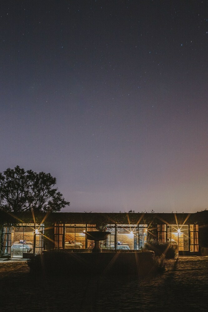 Hotel Farmstay @ Glen Cullen