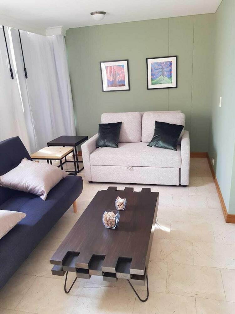 Apartamentos Alcazar de Oviedo By Nomad Guru