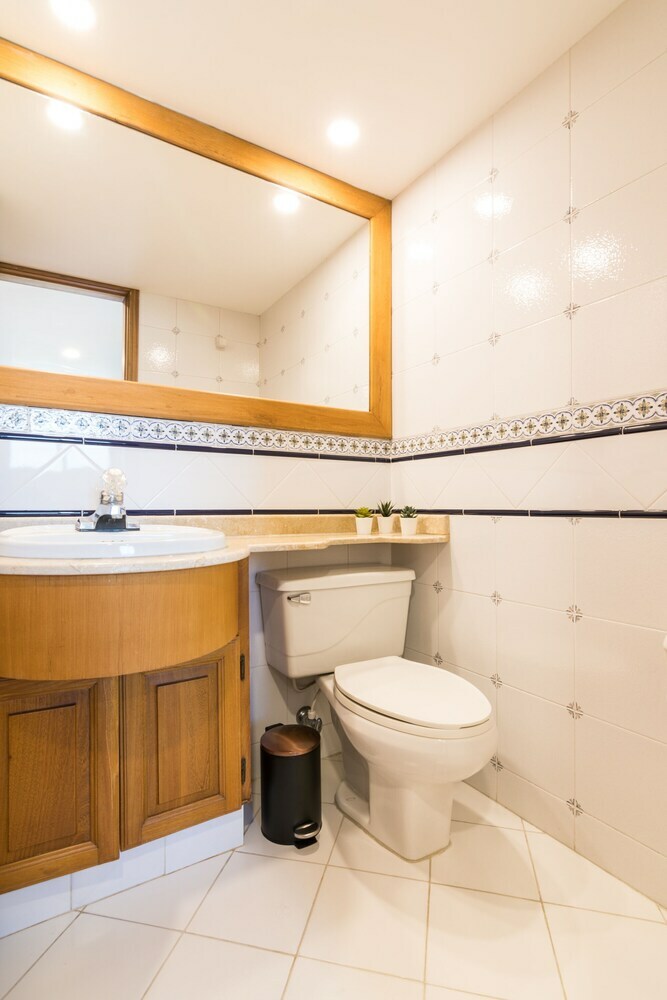 Apartamentos Alcazar de Oviedo By Nomad Guru
