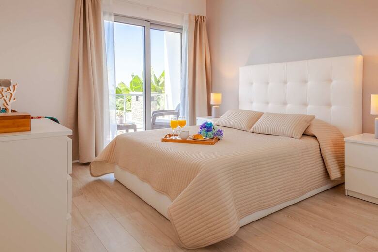 Villa Madeira Beach House By Mhm