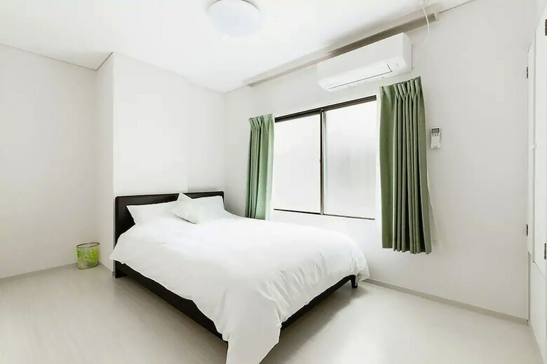 Apartamentos Charles Miyahara