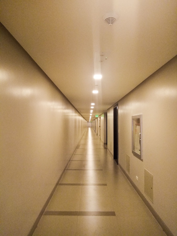Airport T3 Newport Condotel