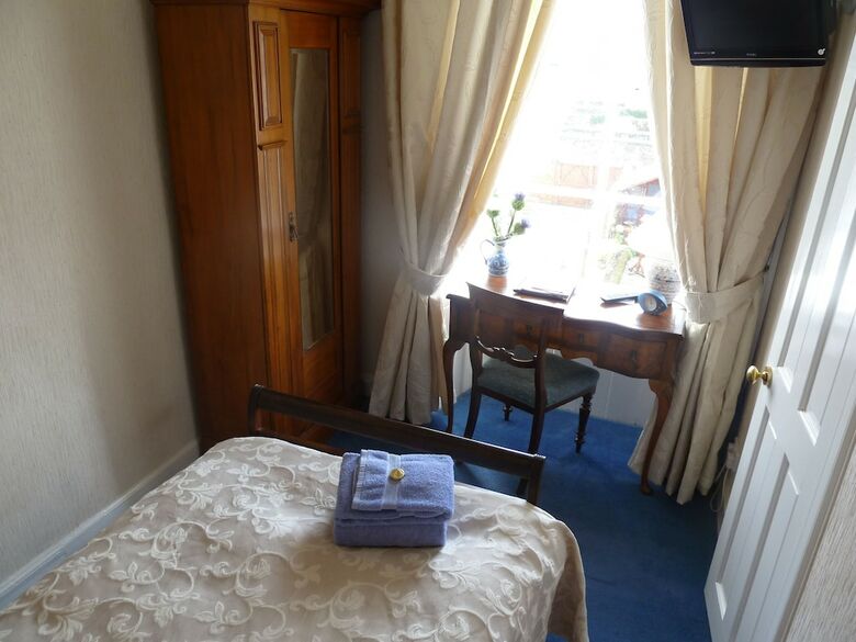 Hotel The Burnside Guest House
