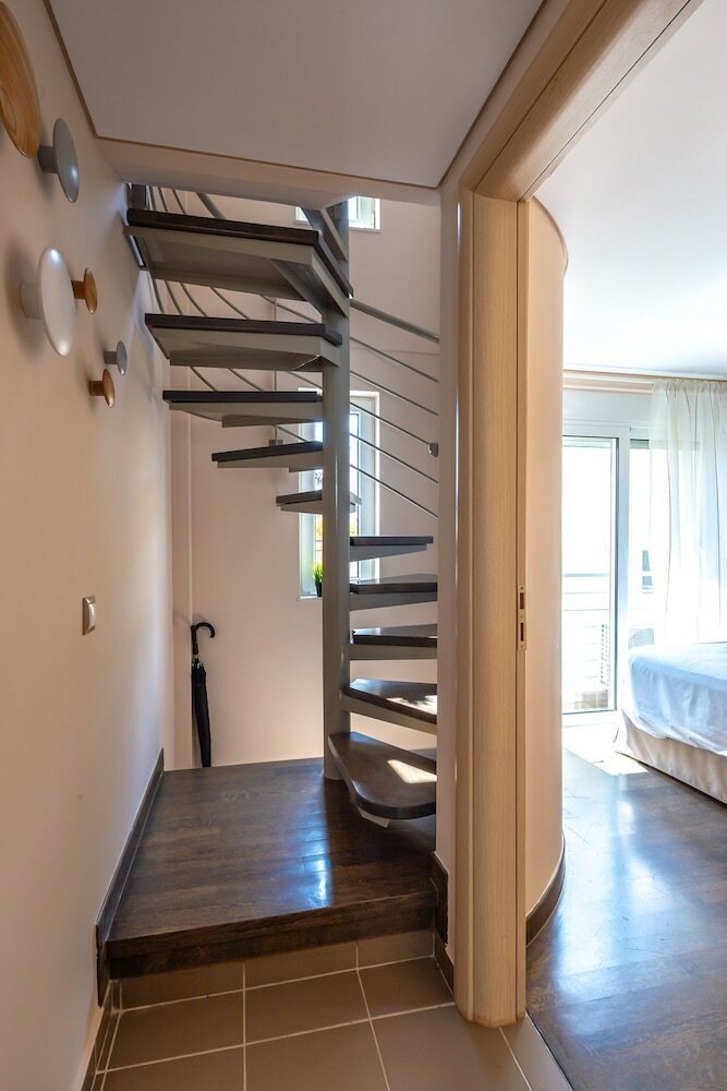 Solon - Deluxe City Center Apartment
