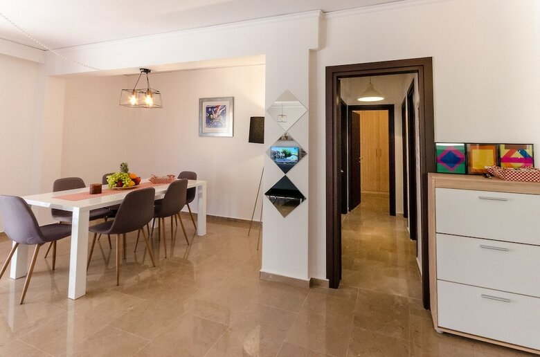 Taurus - Deluxe Apartment With Sea View