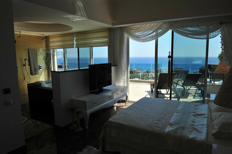 Hotel Elite Luxury Suite & Spa