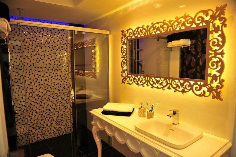 Hotel Elite Luxury Suite & Spa