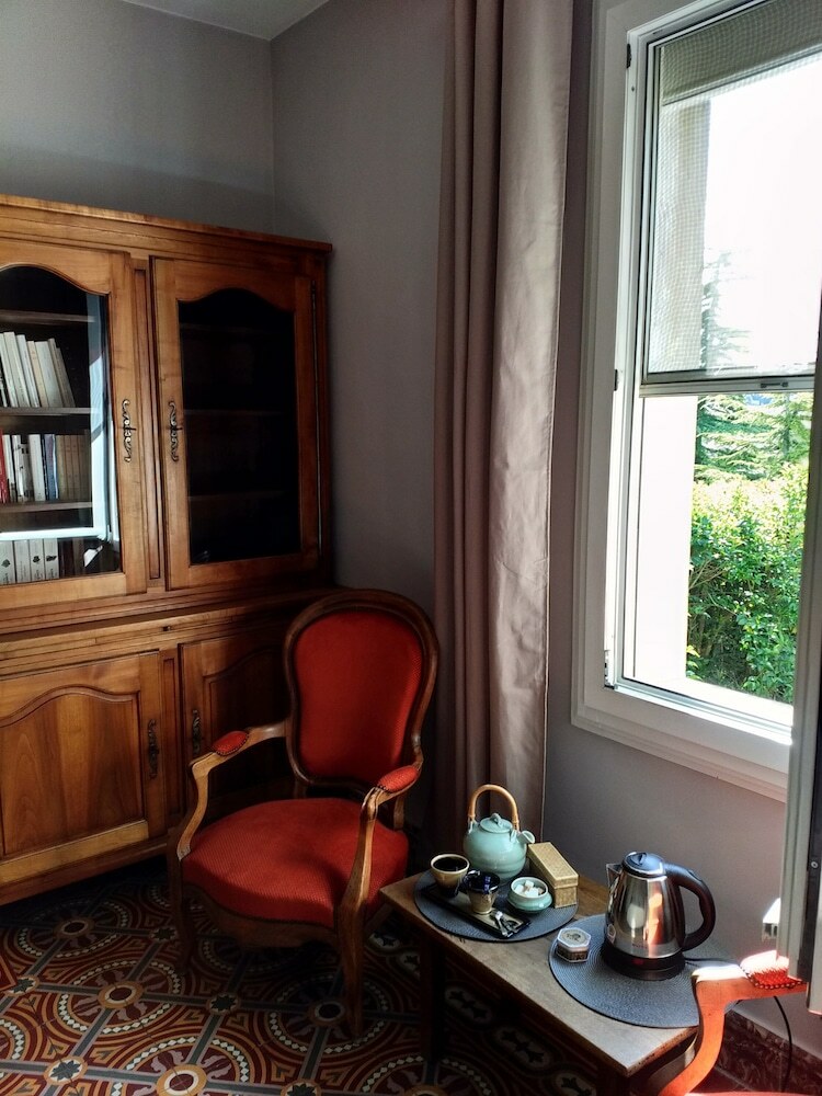 Hotel Les Micocouliers