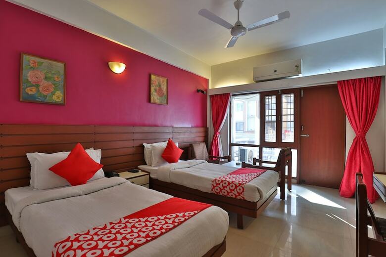 Oyo 24534 Hotel President