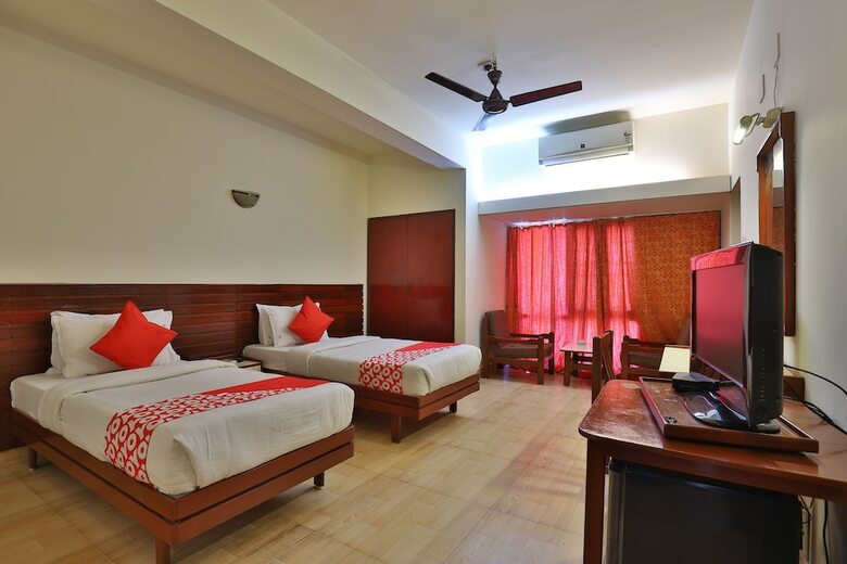 Oyo 24534 Hotel President