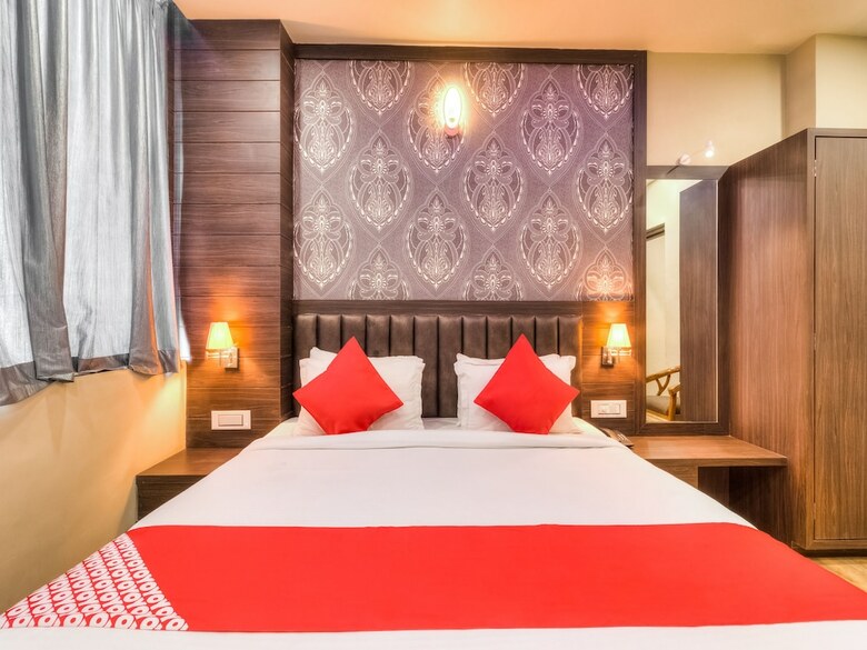 Hotel Capital O 28710 Mamta International
