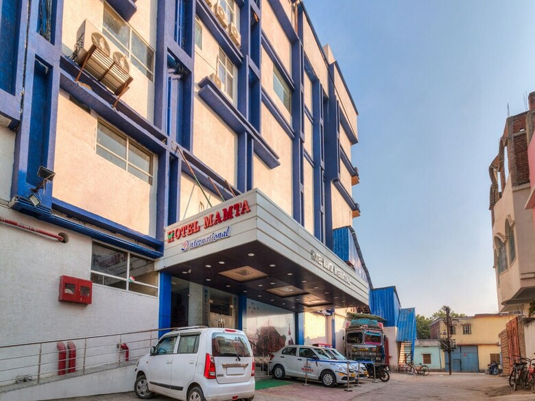 Hotel Capital O 28710 Mamta International