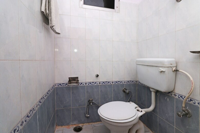 Oyo 28631 Hotel Parbati International