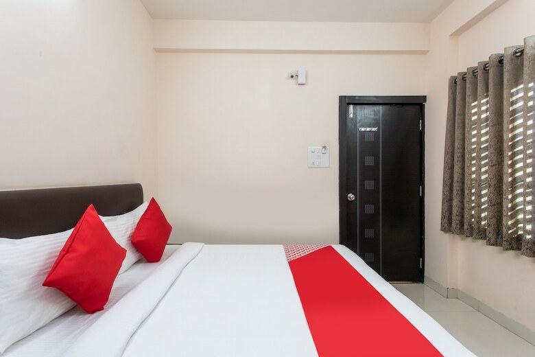 Oyo 27654 Hotel Grand Valley