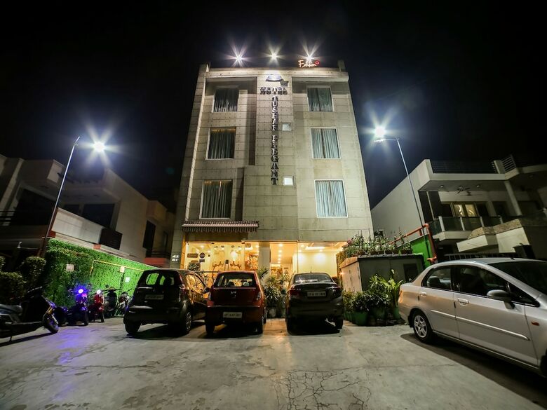 Hotel Edition O 30074 Tushar Elegant