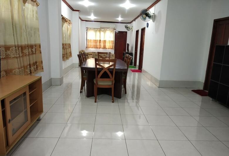 Hotel Baaris Residency & Apartment