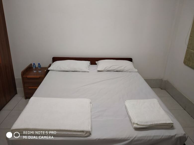 Hotel Baaris Residency & Apartment