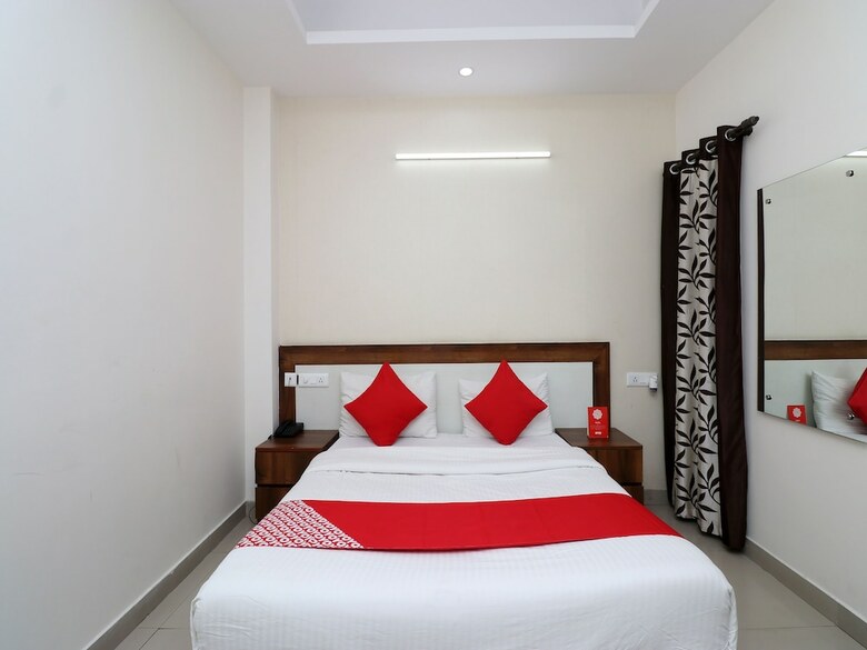 Oyo 28616 Hotel New View