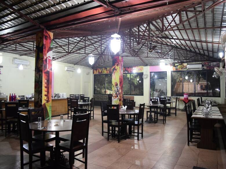 Hotel Oyo 4353 Aravali Tent Resort