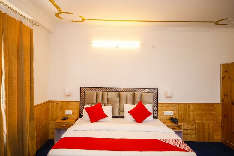 Oyo 24074 Hotel Touchwood Shubh Dev