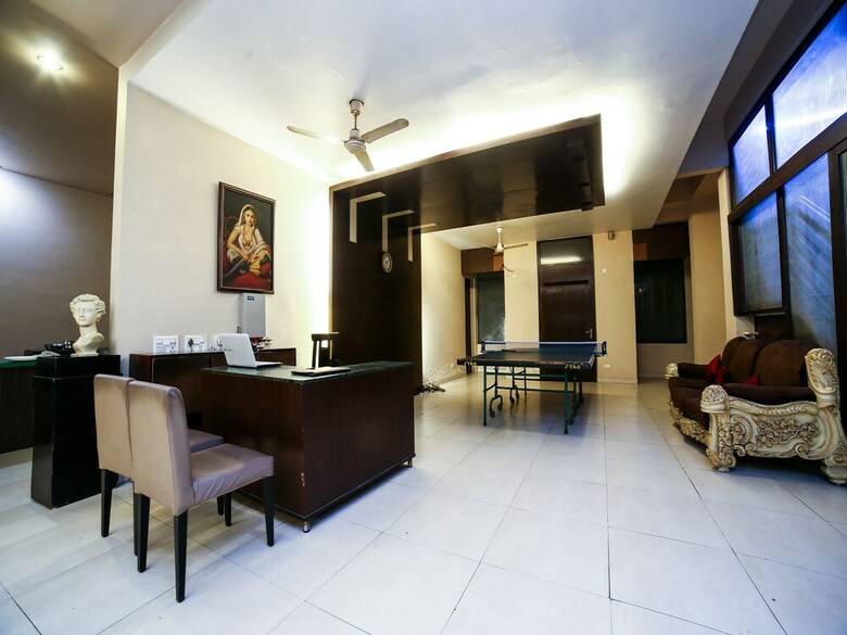Hotel Capital O 928 Villa@43