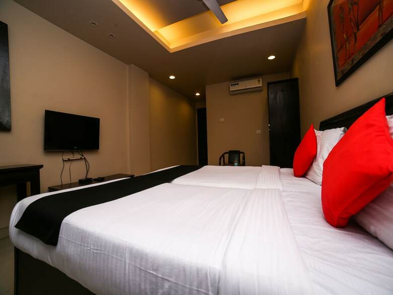 Hotel Capital O 928 Villa@43