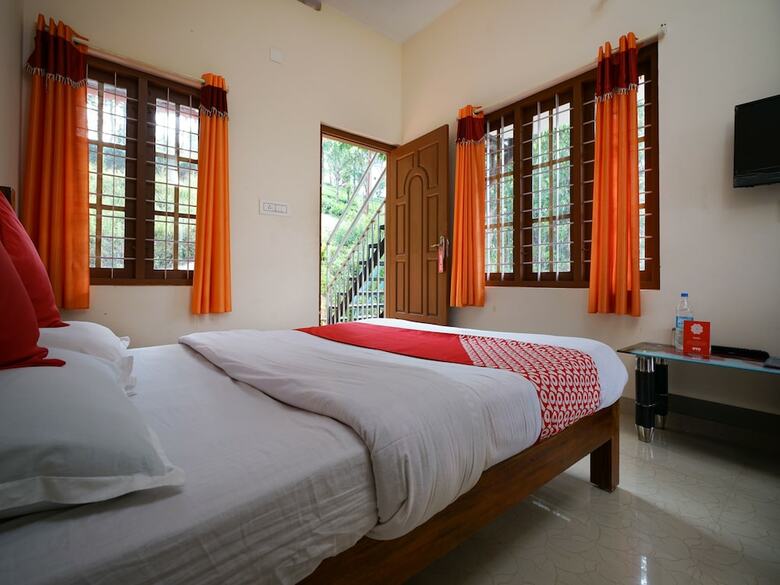 Hotel Oyo 13548 Leaf Garden Cottage