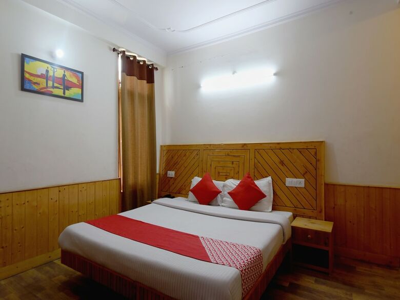Hotel Oyo 18555 Yogesh Cottage Manali