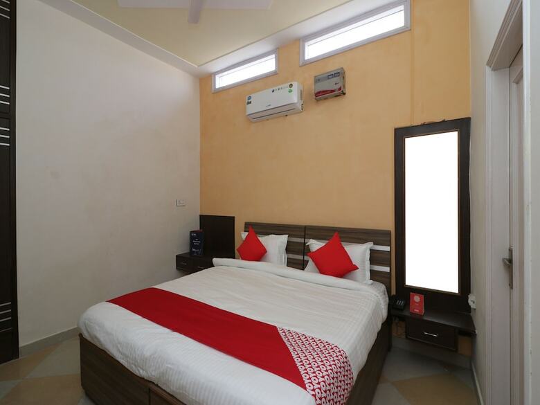 Hotel Oyo 23246 Mann Bed And Breakfast