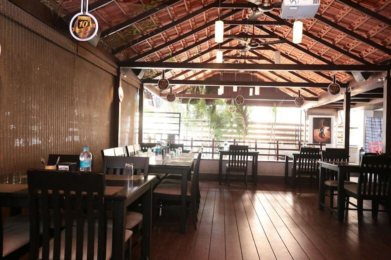 Hotel Oyo 28424 Coastal Residency