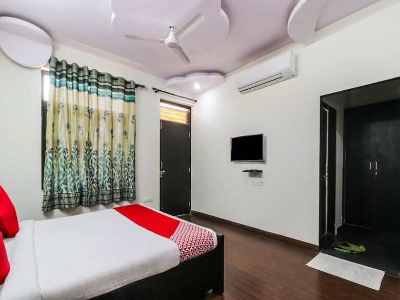 Hotel Oyo 26863 Raj Villa